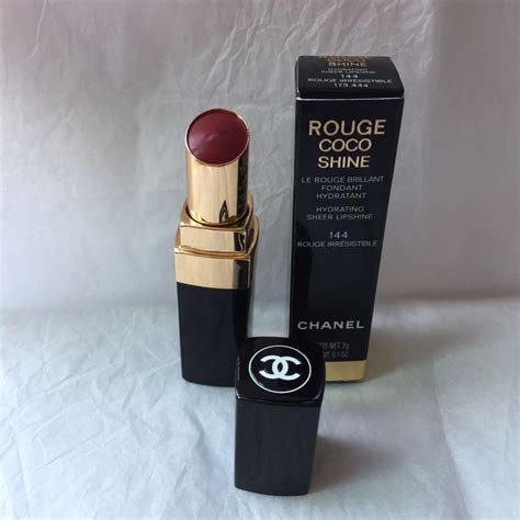 chanel 144 rouge irresistible|More.